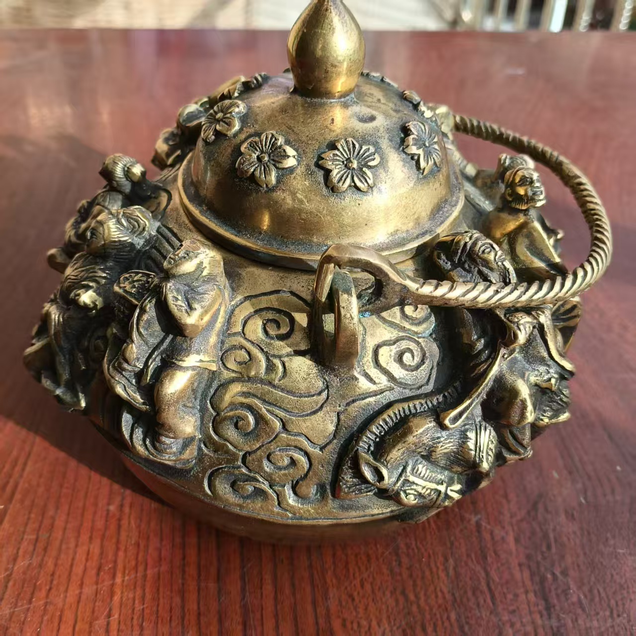 八仙过海青铜酒壶AD0009