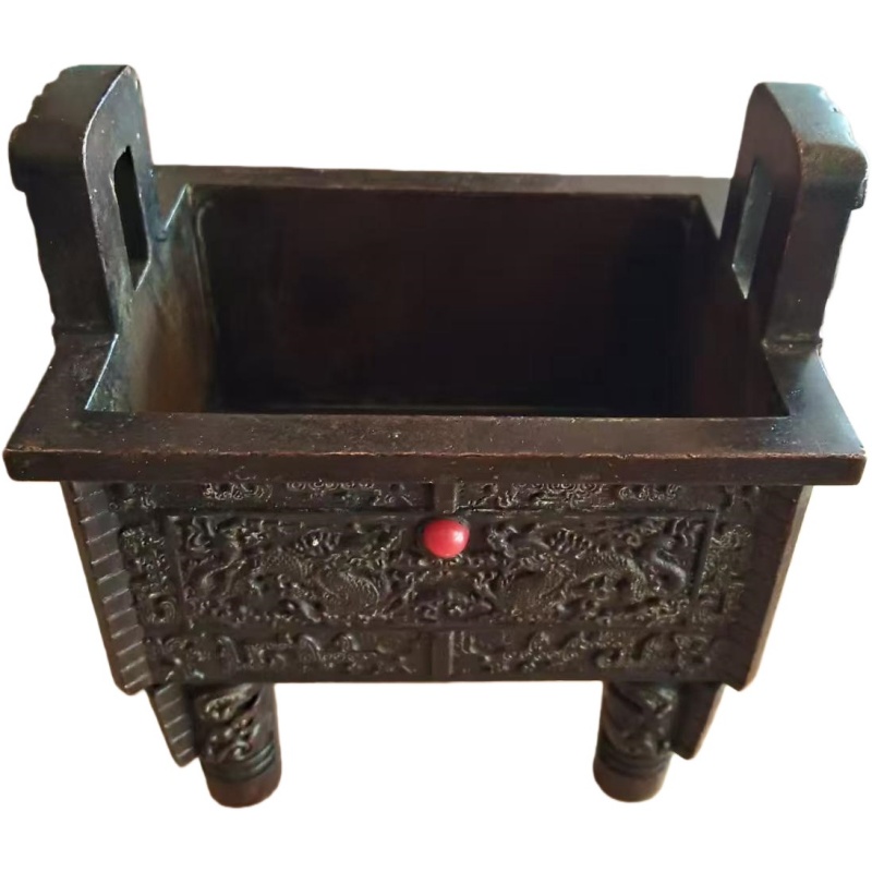 铜质双耳饕餮纹朝冠鼎式香炉AG0297