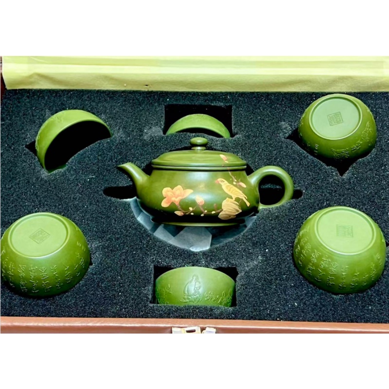 顾景舟紫砂壶一套AK0204