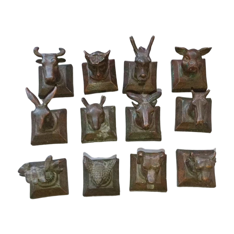 青铜十二兽首印章AA0367