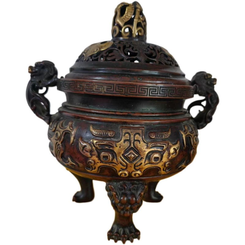 饕餮纹三足鼎式路AE0544