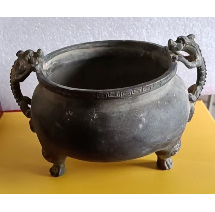 螭龙三足铜炉AB0738