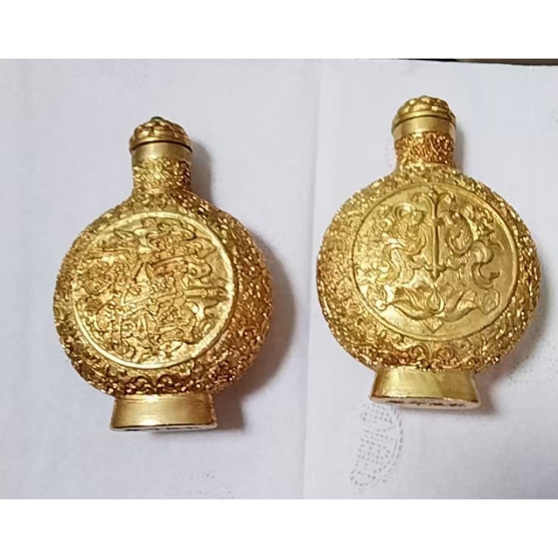 乾隆年制铜鎏金鼻烟壶AB1112