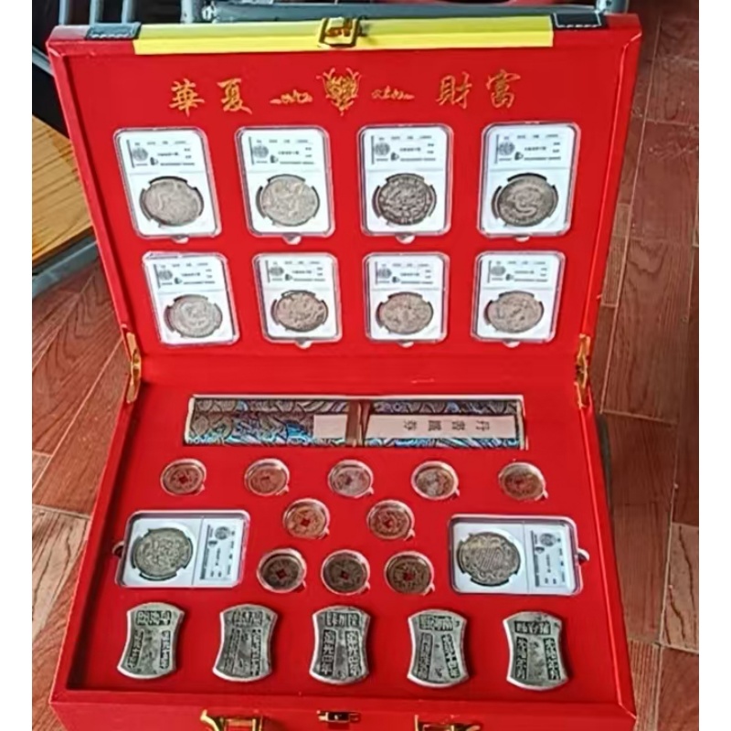 古钱币套装礼盒AB4104