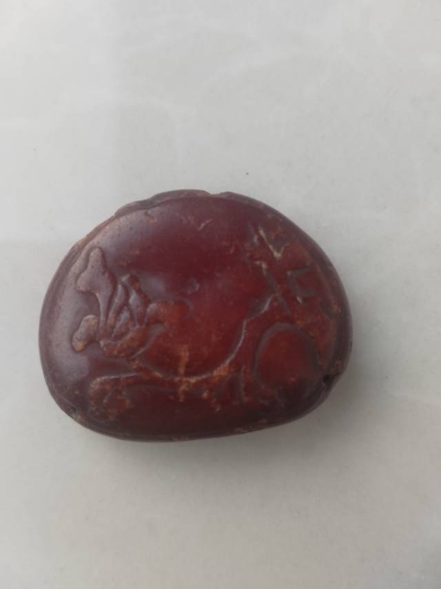 清代老蜜蜡，帽正